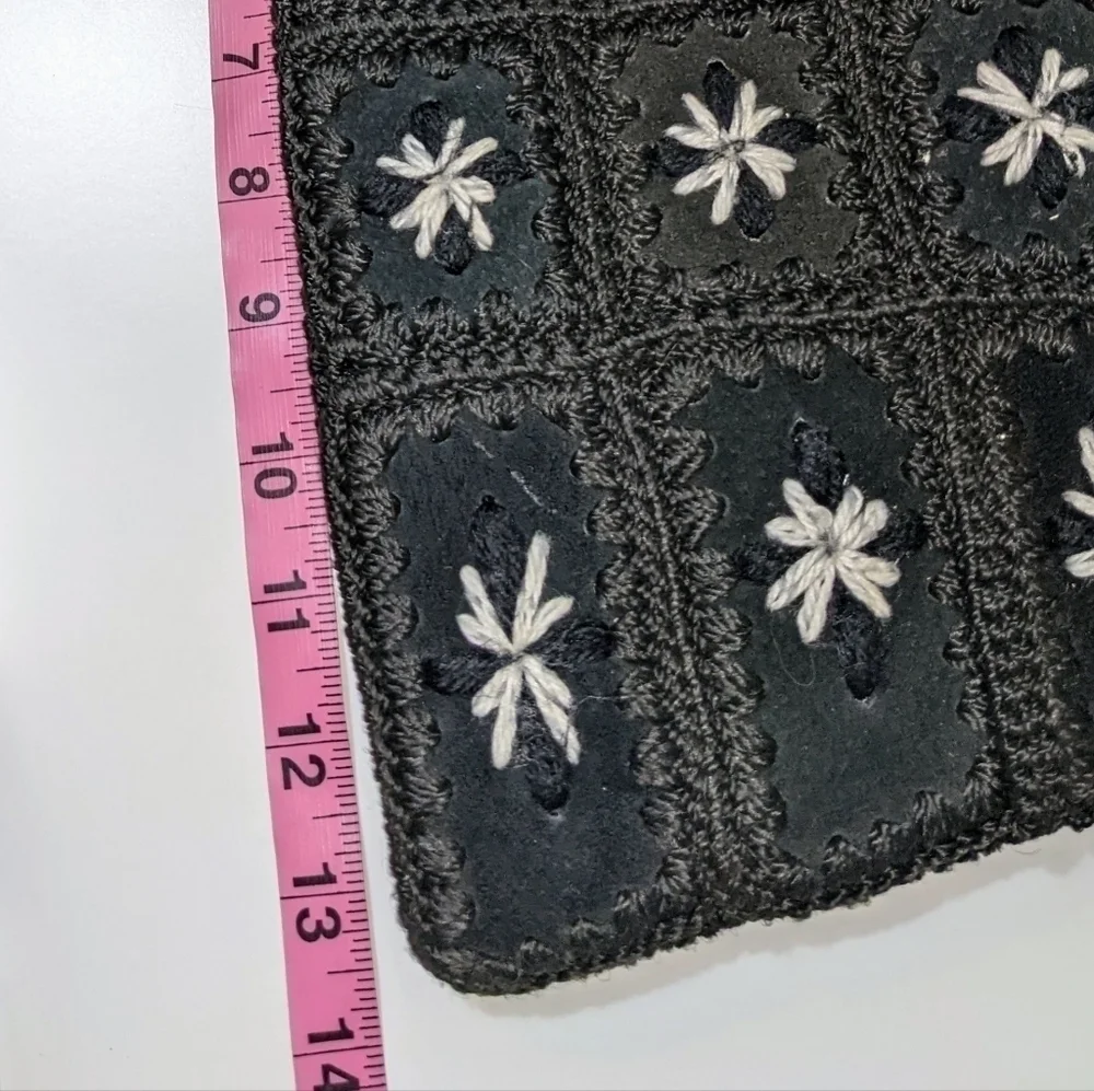 The Sak Sequoia Hand Woven Floral Crochet Purse With Leather Strap